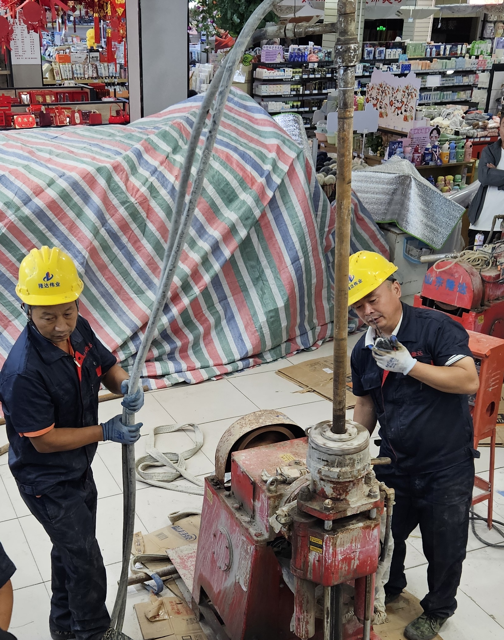 河北承德某大型商场夜间施工日间营业的地基沉降修复方案 河北承德某大型商场夜间施工日间营业的地基沉降修复方案